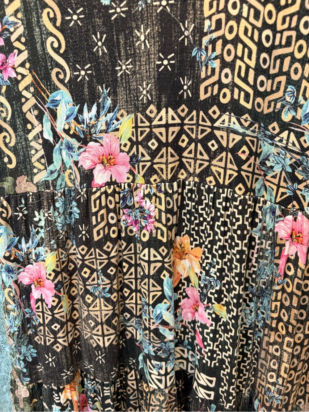 Johnny Was Patterned V-Neck Women's Dress - Black with Pink & Teal Accents M - Picture 4 of 6